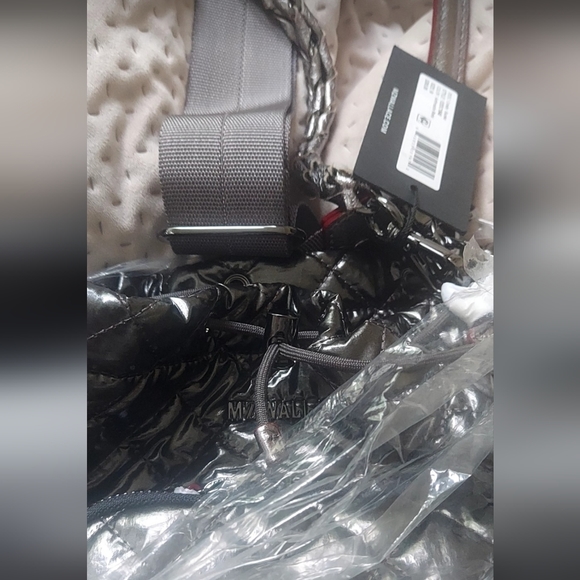 ❤️NWT Retired Rare Madison Flat Quilted Crossbody MZ Wallace - Picture 12 of 13